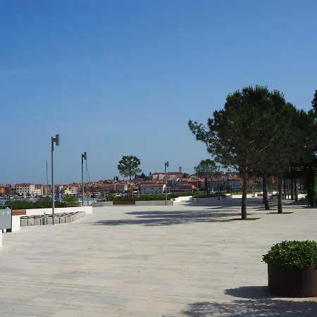Alessia Apartments-top Location And Garage Parking Appartement *