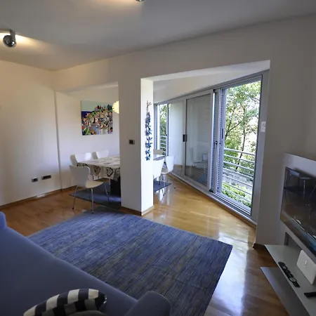 Alessia Apartments-top Location And Garage Parking アパート *