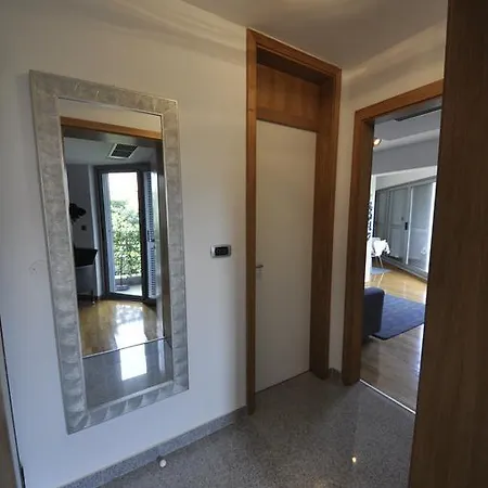 Alessia Apartments-top Location And Garage Parking アパート *